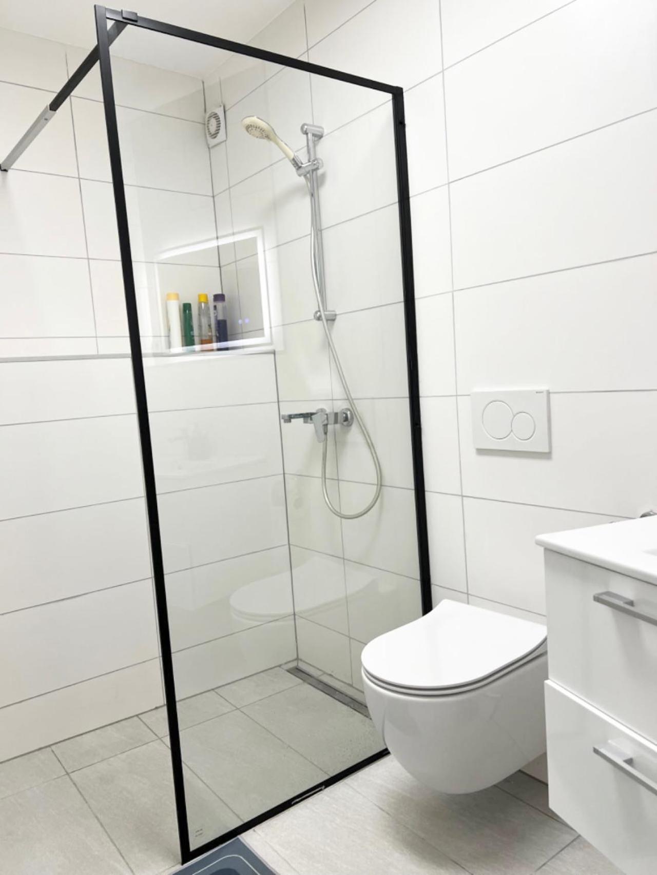 Duesseldorf Messe, 2-Bedroom Duplex Apartment With Terrace And Garden Exterior photo